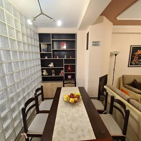 Ersa Cozy 3 Bedrooms Apartman